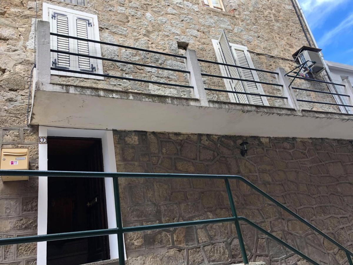 Coquet T2 Au Coeur Du Village Sartene  Exterior photo